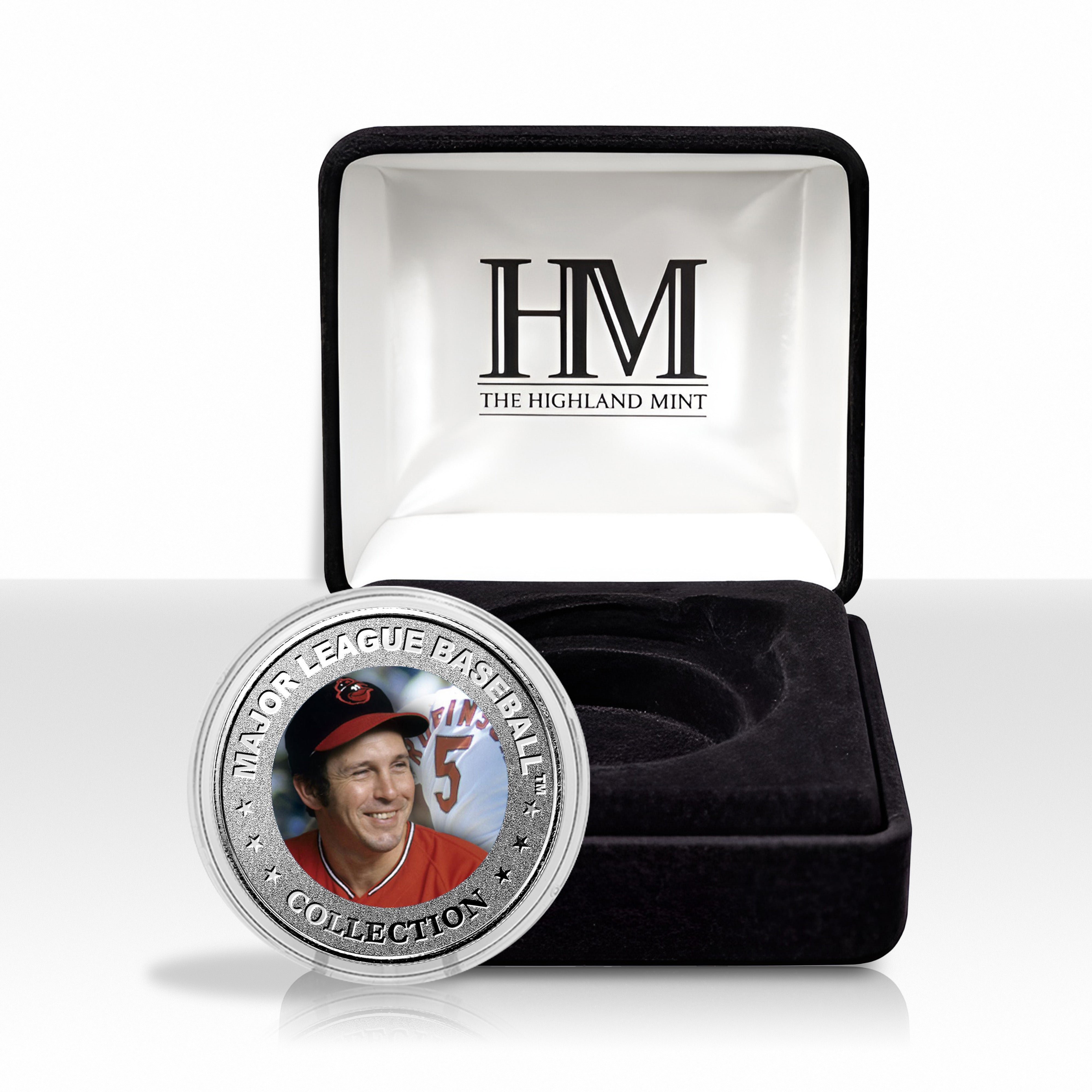 Brooks Robinson Baseball Hall of Fame Silver Color Coin